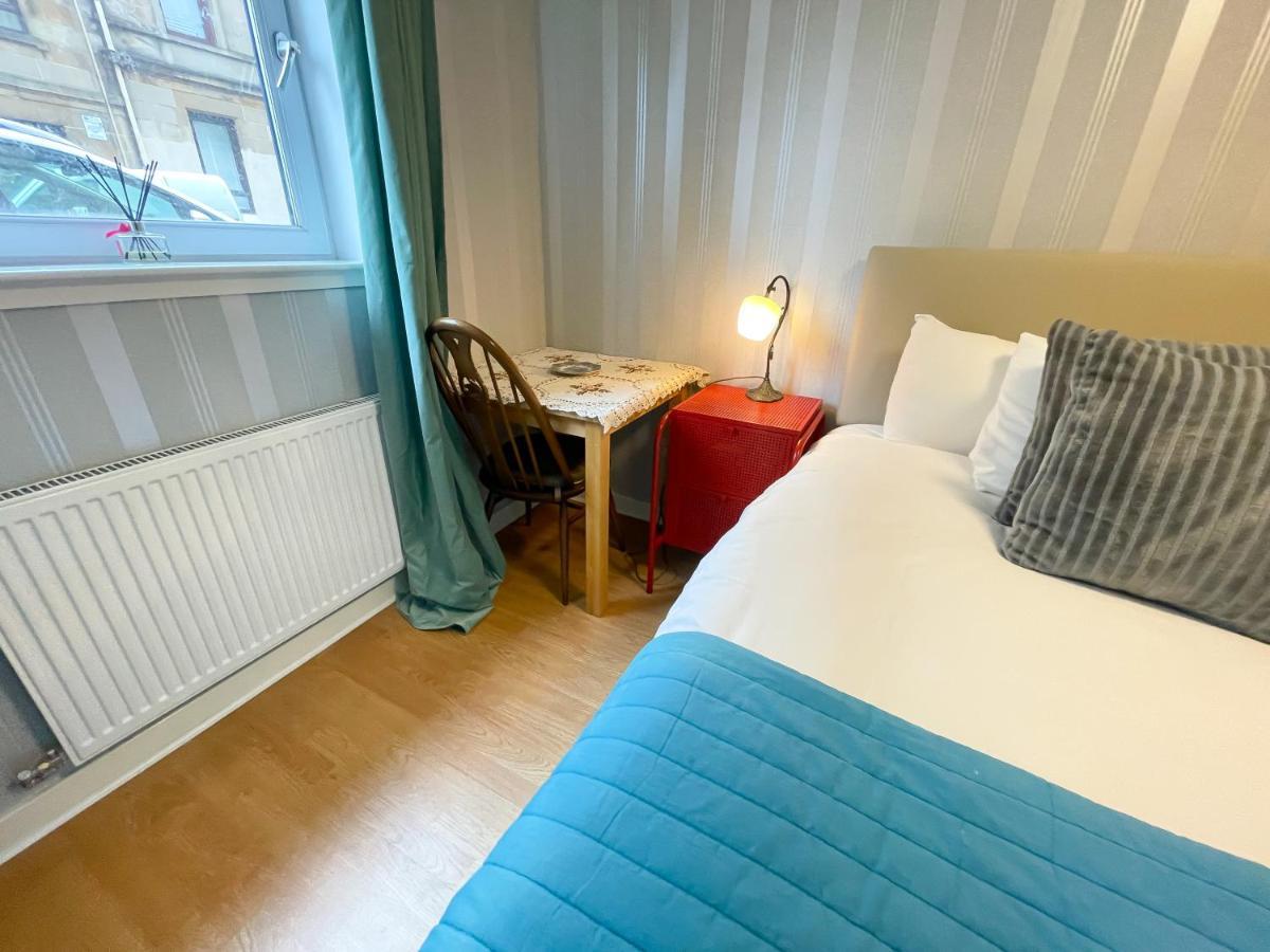 Kelvingrove 2 Bedroom Apartment - Private Parking Glasgow Buitenkant foto