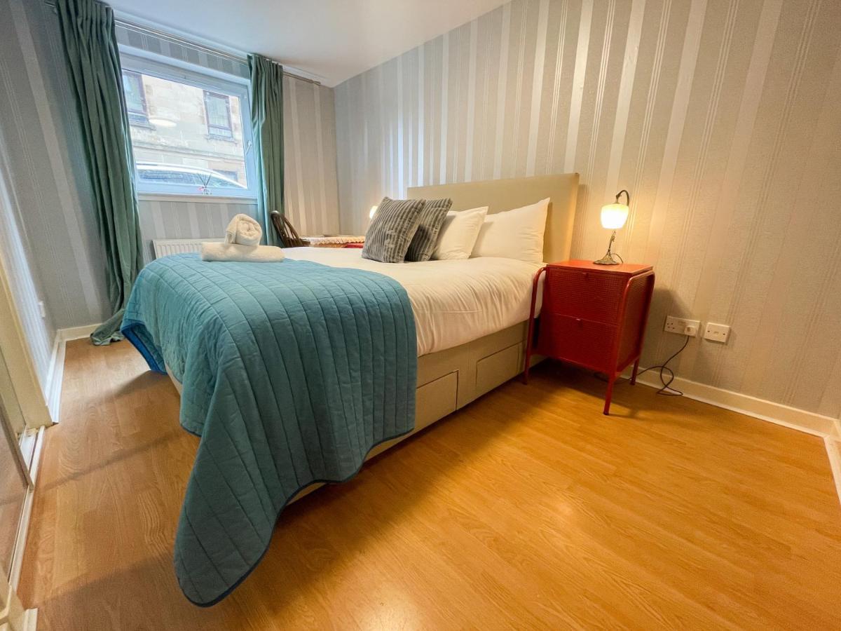 Kelvingrove 2 Bedroom Apartment - Private Parking Glasgow Buitenkant foto