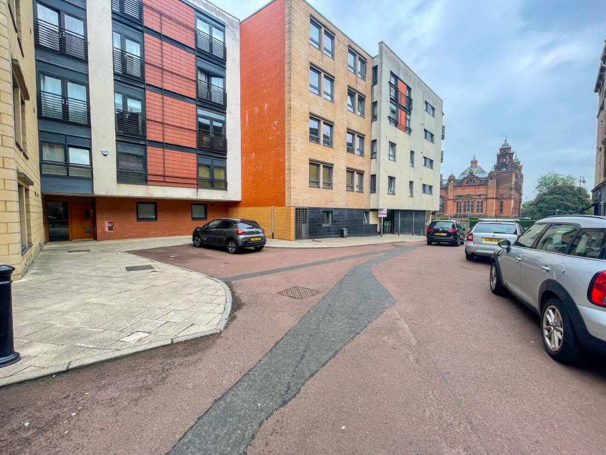 Kelvingrove 2 Bedroom Apartment - Private Parking Glasgow Buitenkant foto