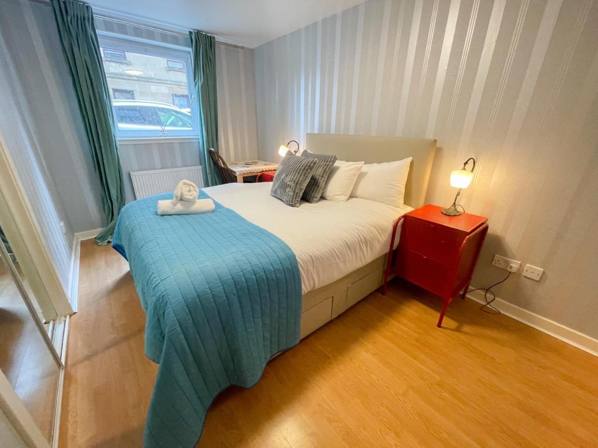 Kelvingrove 2 Bedroom Apartment - Private Parking Glasgow Buitenkant foto